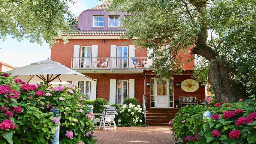 Ferienwohnung für 2 Personen, mit Ausblick und Garten sowie Terrasse, kinderfreundlich auf Juist