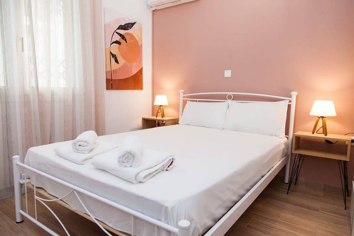 Entire apartment, Beautiful new apartment in Petralona in Central Section of Athens, Athens