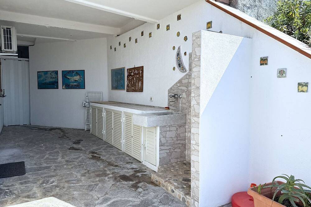 Ganze Wohnung, Sunset Coast - with breathtaking sea views! in Innamorata, Elba