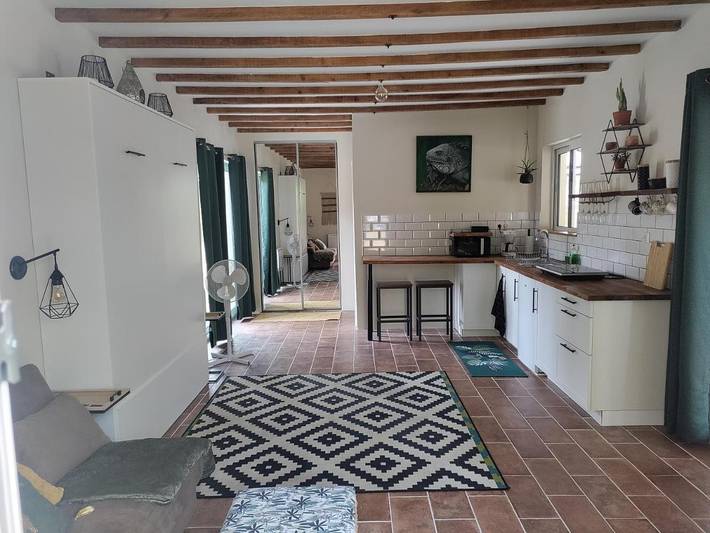 Appartement de vacances pour 4 personnes, avec piscine ainsi que vue et jardin