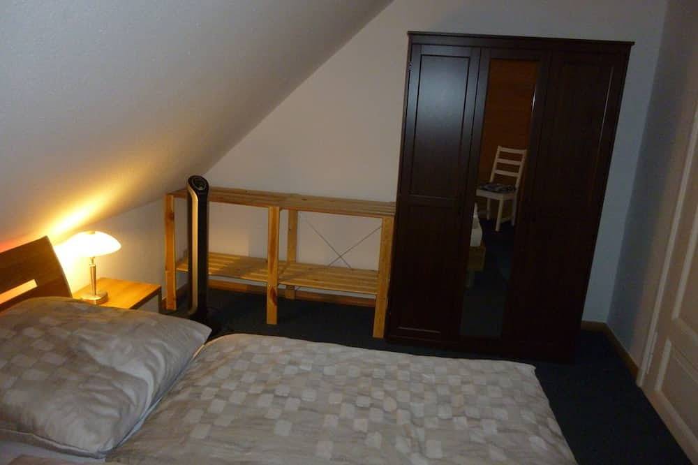 Ganze Wohnung, \"The Old Heroes Flat\" in Hermannsburg, Naturpark Südheide