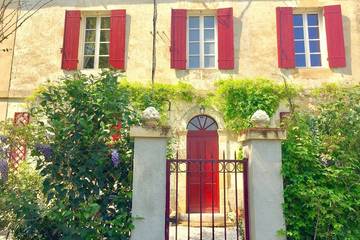 Gîte pour 6 personnes, avec jardin ainsi que piscine et terrasse à Pineuilh