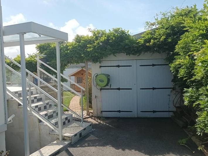 Location de vacances pour 8 personnes, avec jardin et vue, animaux acceptés à Lampaul-Plouarzel - 3