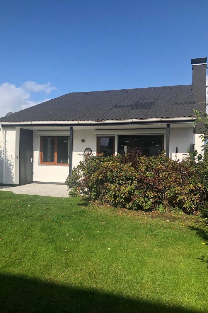 Ferienhaus für 4 Personen, mit Terrasse und Garten sowie Seeblick in Wesermarsch - 4