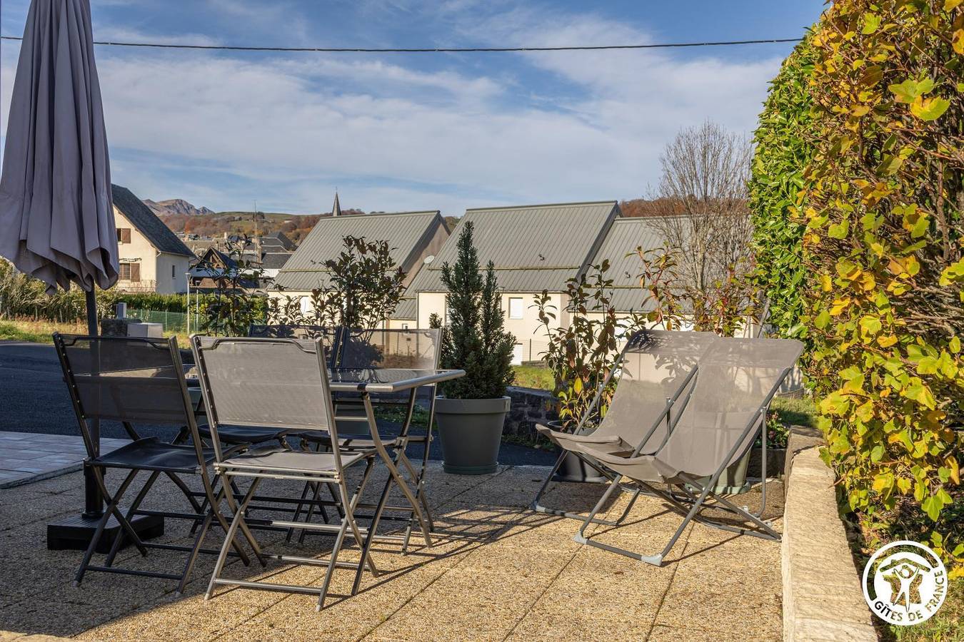 Gîte Hortensia in Besse-et-Saint-Anastaise, Volcans d'Auvergne Regional Nature Park