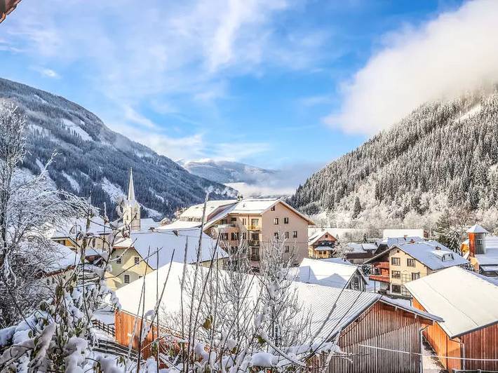 Villa für 12 Personen, mit Balkon - 1