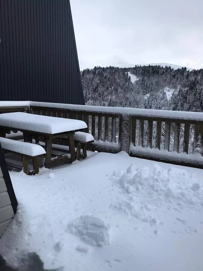 Gîte pour 10 personnes, avec balcon à Saint-Jacques-des-Blats - 4