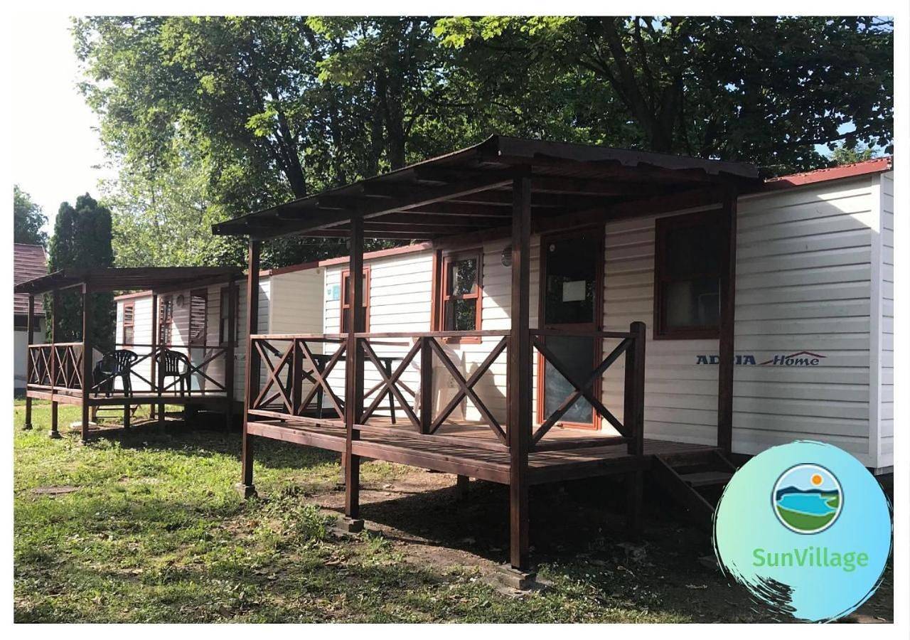 Sunvillage Camp- Mobilházak Alsóörsön in Paloznak, Balatonfüredi járás