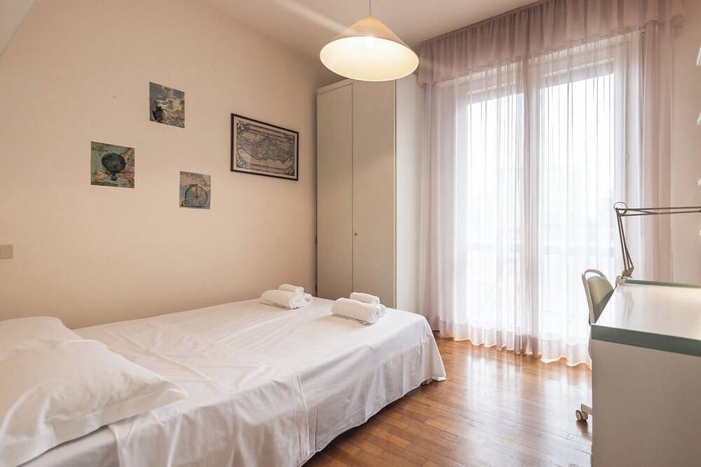 Appartamento intero, \"Royale Melody elegante e spazioso appartamento situato nei pressi del centro in Ravenna, Provincia di Ravenna