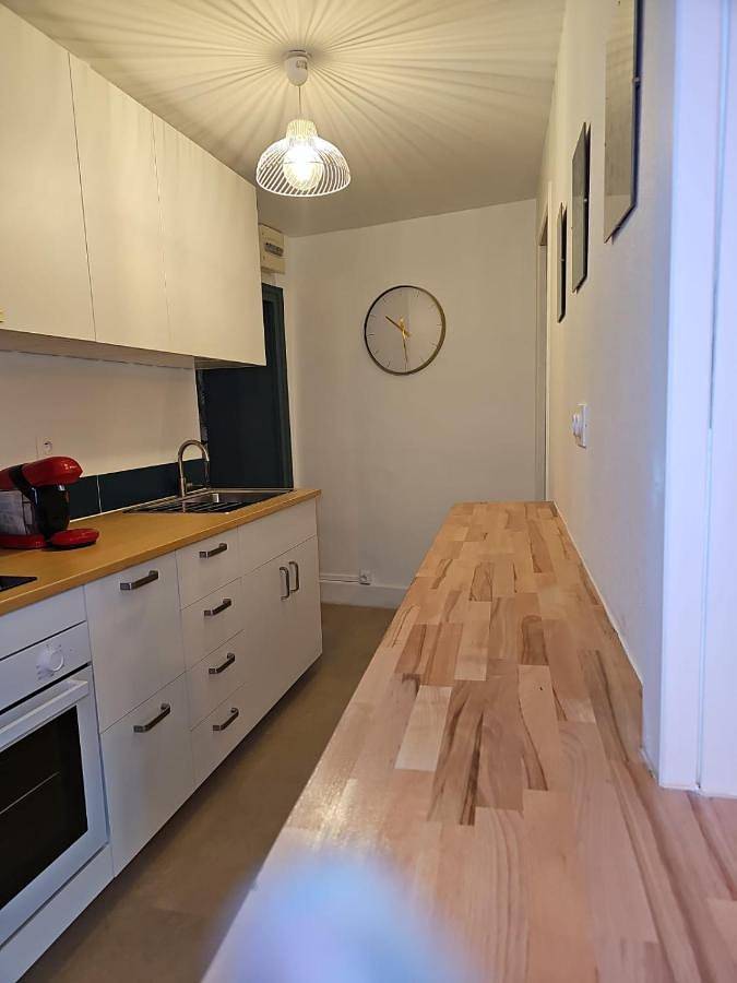 Appartement entier, Appartement Refait a neuf avec accès au jardin , local vélo et Wifi in La Machine, Nièvre