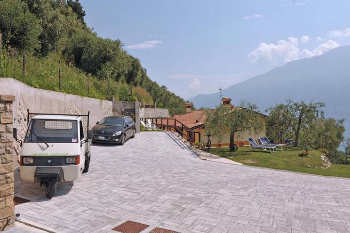 Ferienwohnung für 2 Personen, mit Garten und Ausblick sowie Seeblick in Limone sul Garda - 2