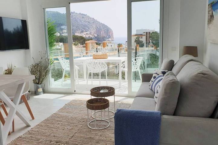 Holiday apartment for 2 people, with balcony and pool - 1