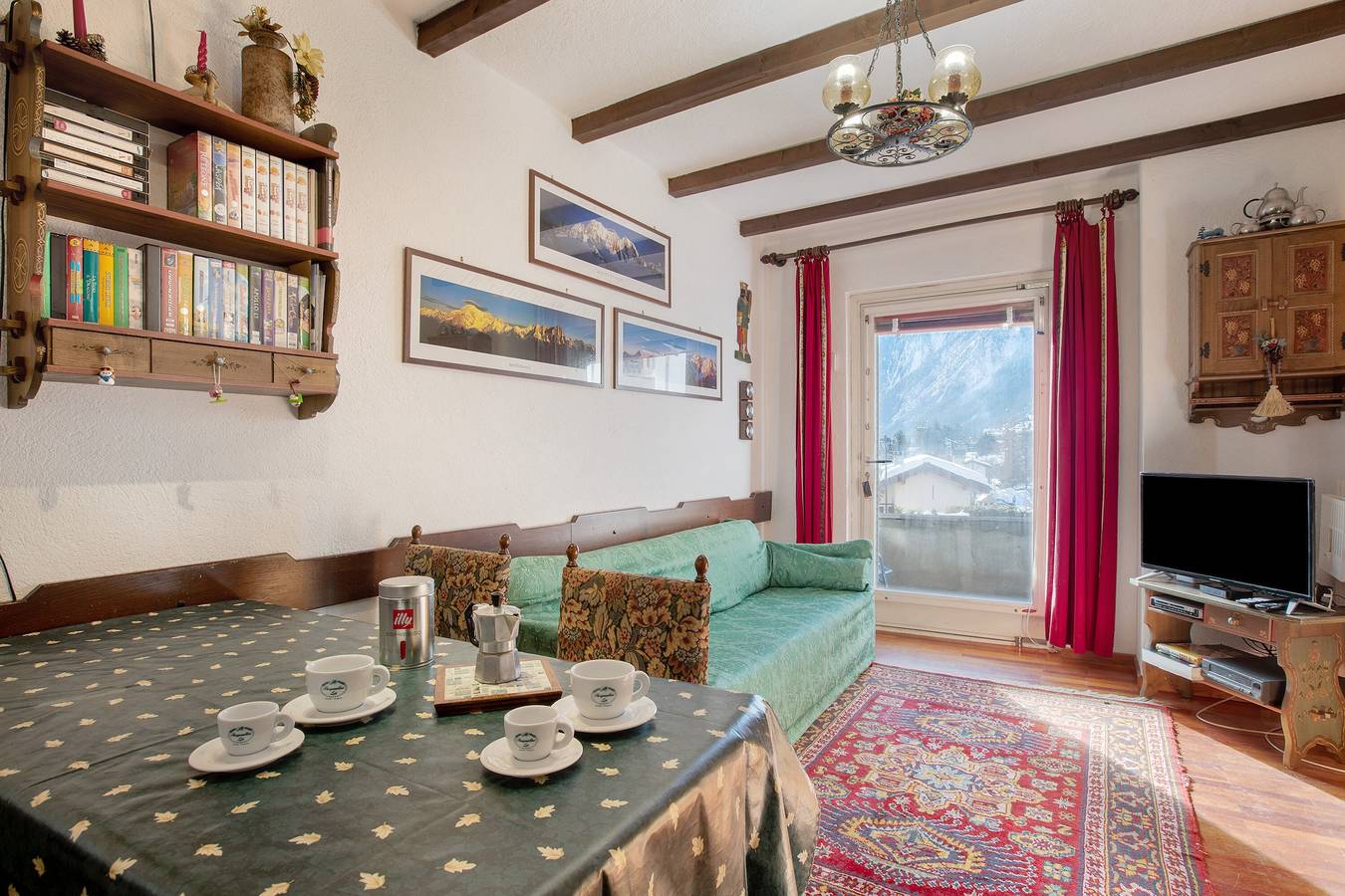 Appartement entier, Appartement 'Courmayeur 3V21' avec vue sur les montagnes, balcon et Wi-Fi in Les Forges Courmayeur, Courmayeur