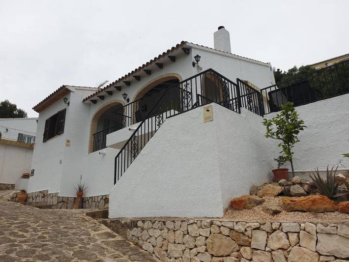 Casa rural para 6 personas, con Balcón y Terraza además de Jardín y Piscina en Pedreguer