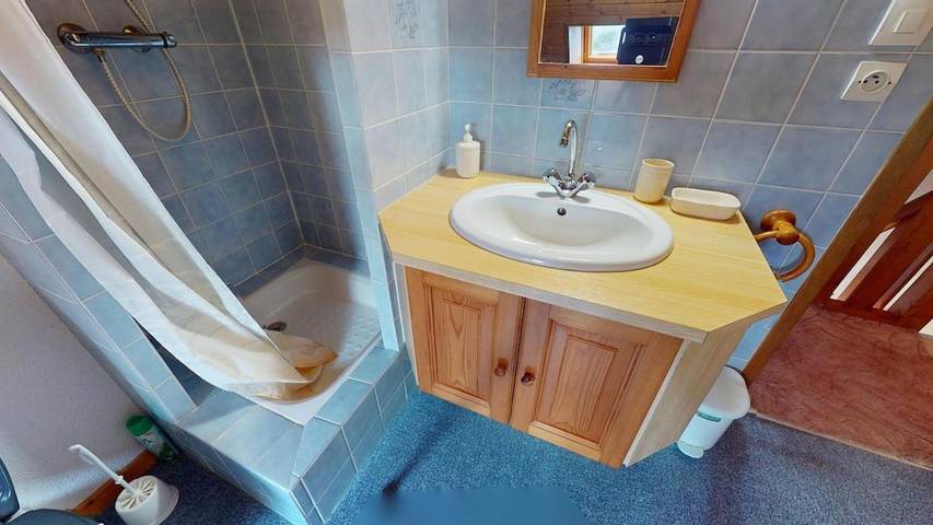 Gîte pour 6 personnes, avec balcon dans Office De Tourisme Des Hopitaux Neufs - 3