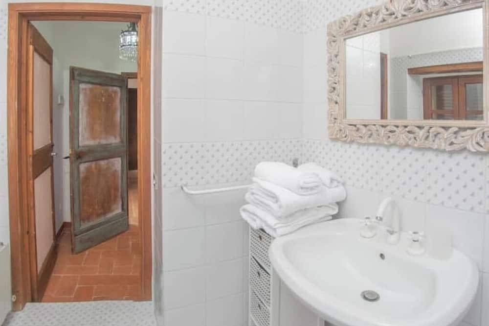 Geranio Ii – Charme rurale e relax tra natura e storia in Marsciano, Perugia e dintorni