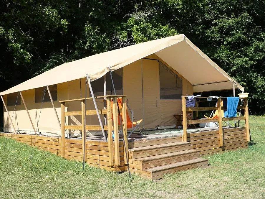 Tente Lodge équipée 4 Personen in Mareuil en Périgord, Regionaler Naturpark Périgord-Limousin