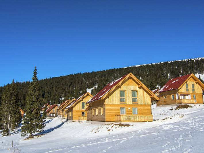 Ferienhaus für 12 Personen, mit Balkon und Terrasse sowie Garten und Sauna in Koralpe