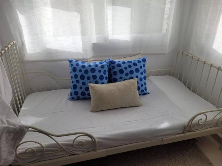 Location de vacances pour 7 personnes, avec vue ainsi que piscine et terrasse, animaux acceptés à Roca Llisa - 4