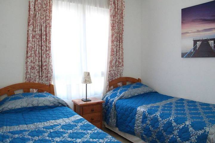 Ganze Wohnung, 2 Bed 2 Bath Beautiful Apt Next to Villamartin Plaza in Brisas y Golf, Orihuela