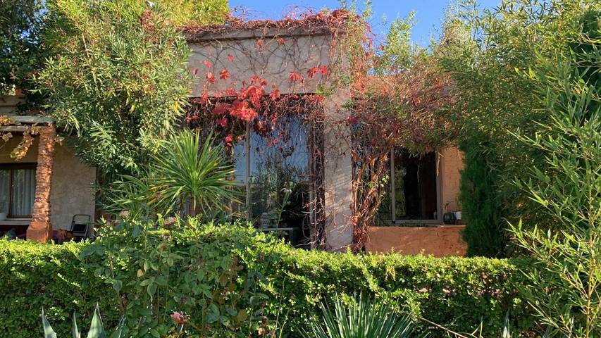 Gîte pour 3 personnes, avec balcon ainsi que vue et piscine dans Ain Cheggag - 3