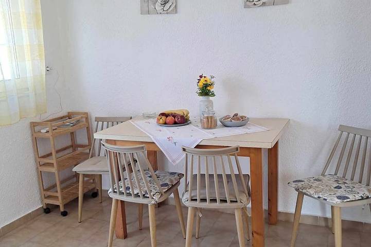 Gîte pour 4 personnes, avec balcon dans Milatos Beach