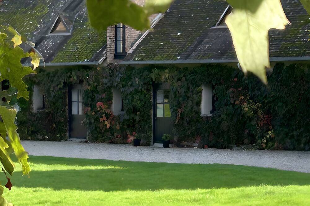Maison de vacances 'Le Pré des Fées' avec vue sur le lac, piscine privée et jardin privé in Salbris, Sologne