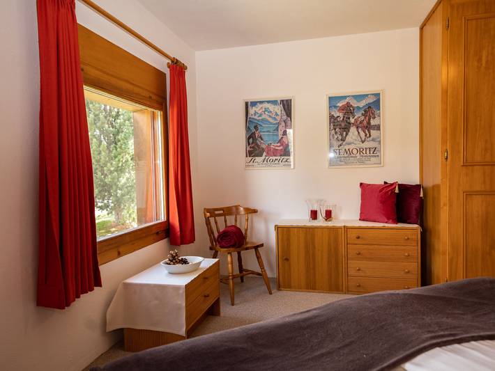 Ferienwohnung für 2 Personen, mit Balkon und Ausblick in Bregaglia - 2
