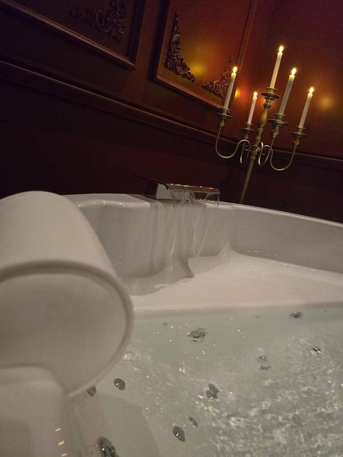 Gîte pour 2 personnes, avec jacuzzi à Chamalières - 4