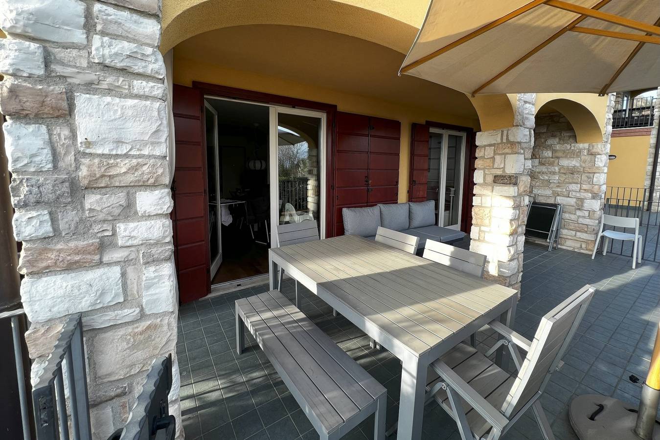 Ferienwohnung mit Seeblick und Pool in Maderno, Toscolano-Maderno