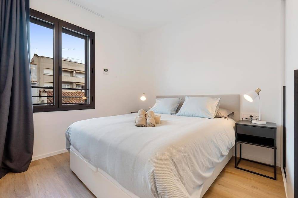 Ganze Wohnung, Ideal long stay: central, parking and pool in Sant Pol de Mar, Costa del Maresme