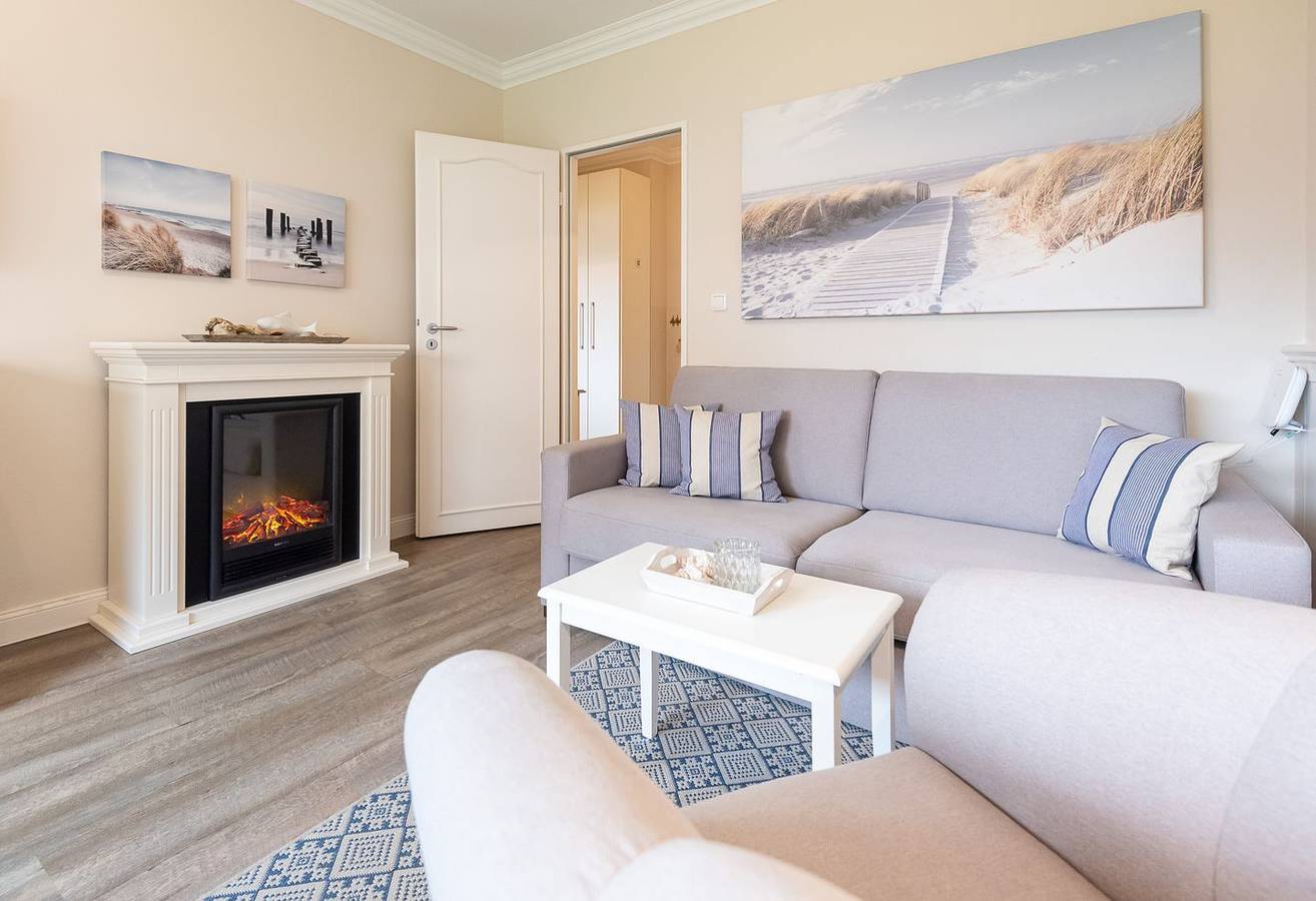 Ganze Wohnung, Haus Südstrand, gemütliche 2-Zimmerwohnung auf ca. 38 m² für bis zu 4 Personen. in Westerland, Sylt (Gemeinde)