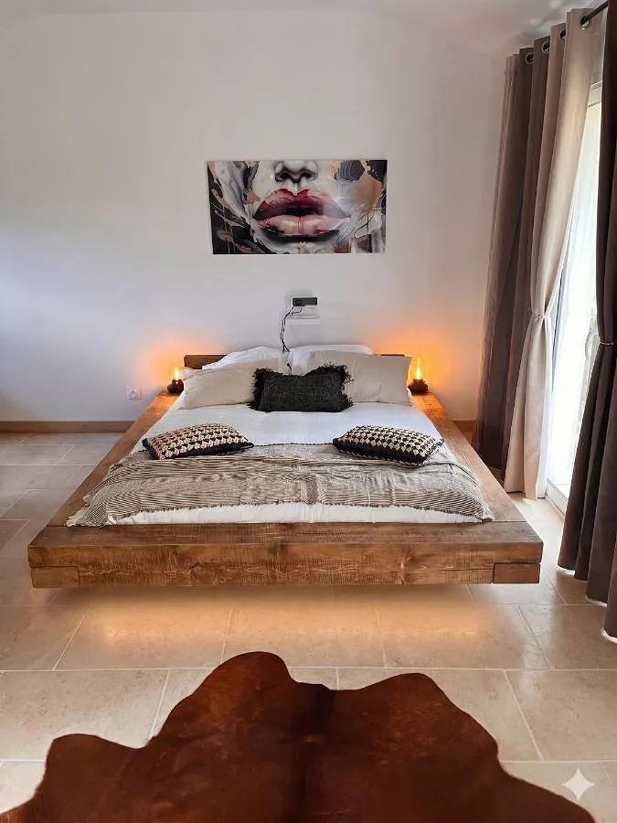 Hotel para 4 personas, con piscina además de vistas y jardín, Se admiten mascotas - 1