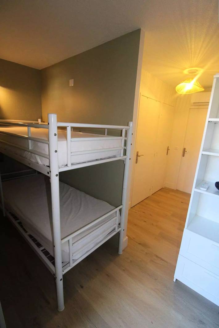 Gîte pour 4 personnes, avec piscine dans Port Cogolin - 4