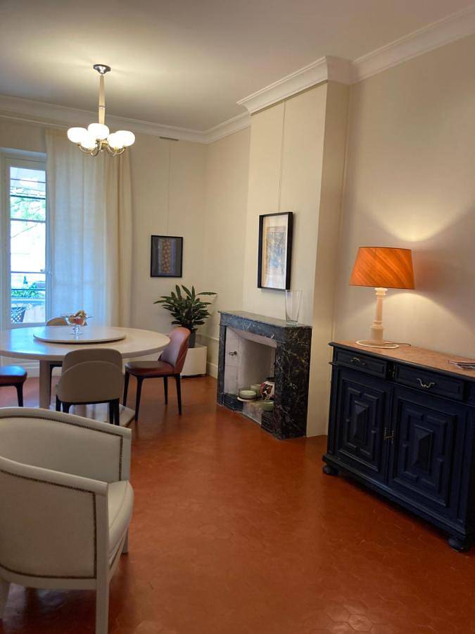Location de vacances pour 2 personnes, avec jardin à Apt