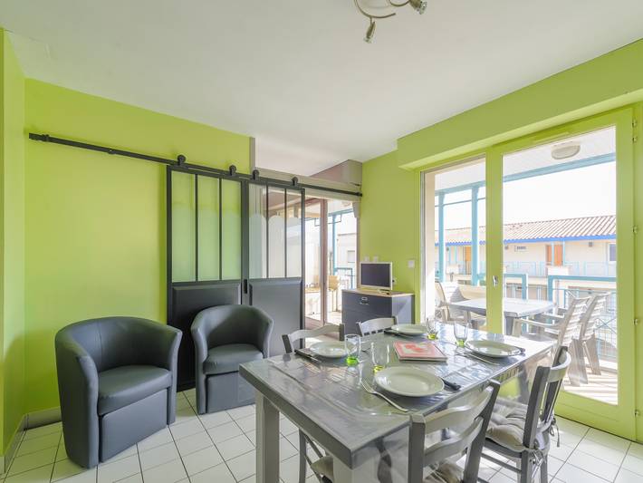 Apartamento entero, Apartamento con Vista al Mar, Piscina, Balcón y Parking Privado - A 100m de la Playa in Châtelaillon-Plage, Región de La Rochelle