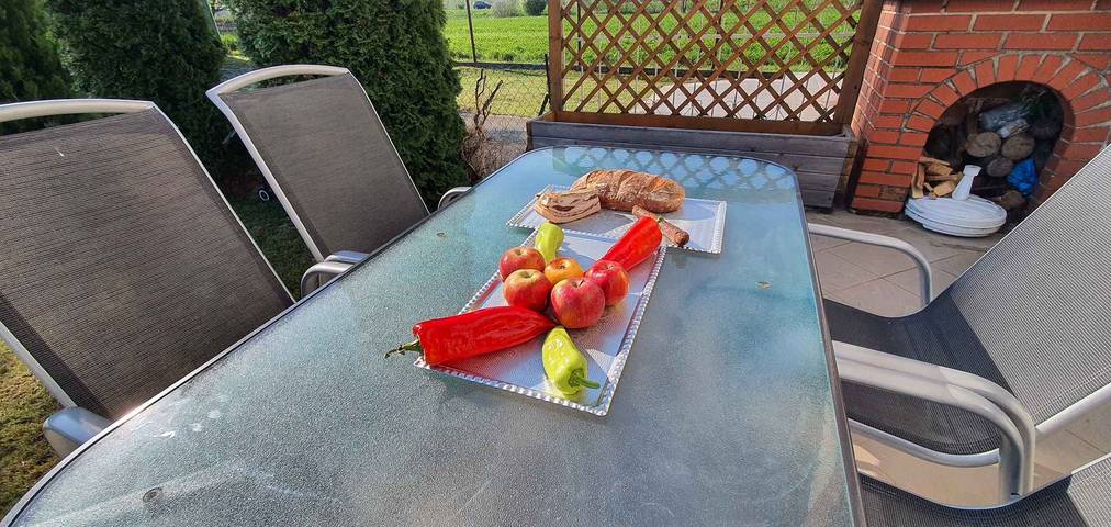 Ferienhaus mit Garten, grosser Terrasse und Grillmöglichkeit  in Balatonkeresztur, Plattensee Südufer