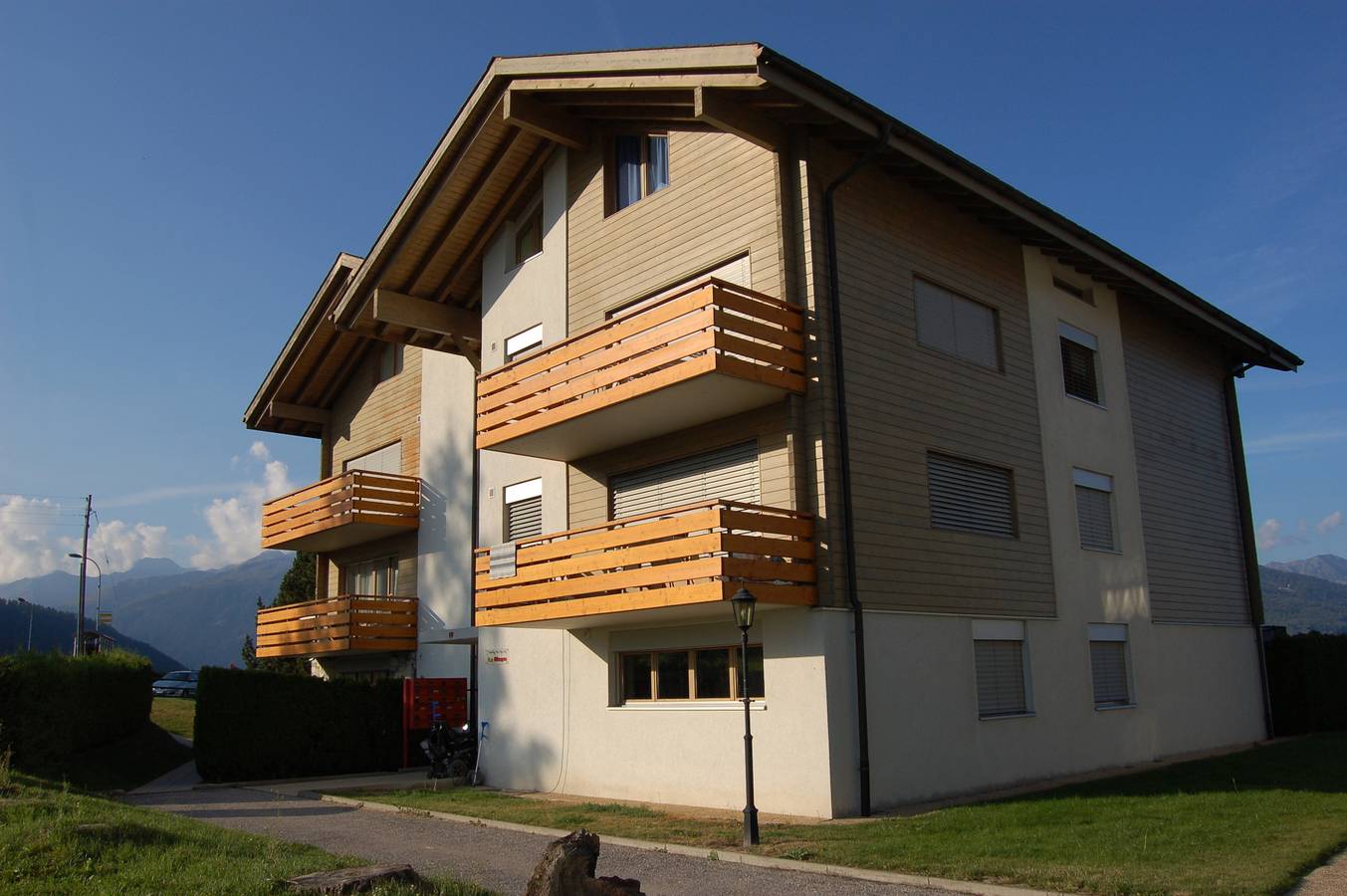 Ganze Wohnung, Jausses 3 n° 185, moderne Wohnung mit Panoramablick in Mont-Noble, Walliser Alpen