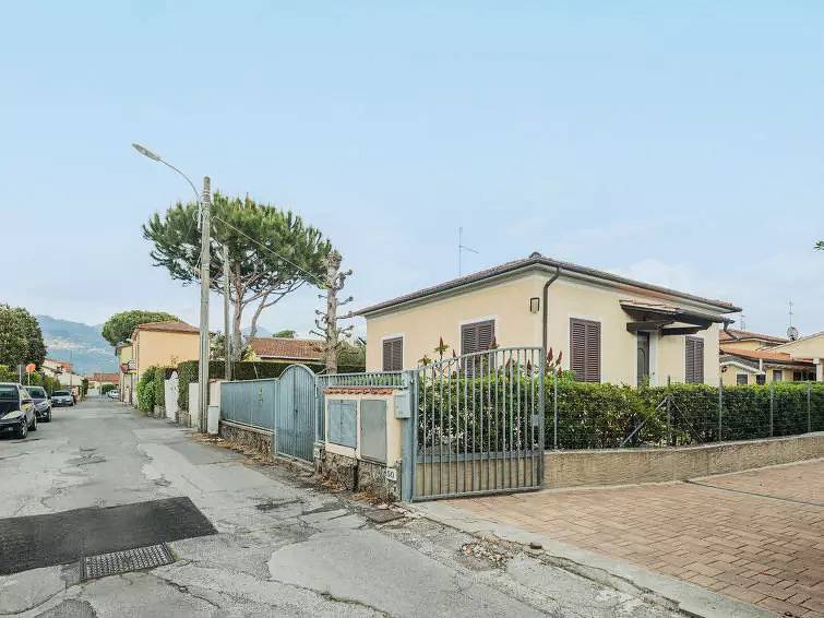 Casa 4 Personas in Marina di Pietrasanta, Pietrasanta