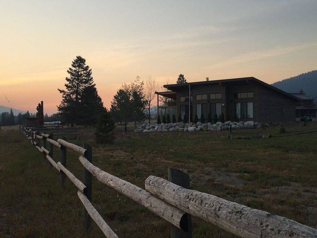 Lake house getaway on Georgetown Lake. in Granite County