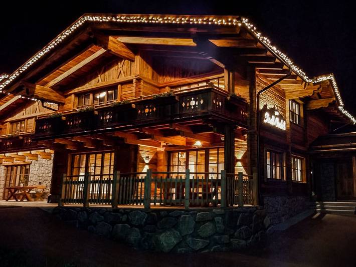 Hütte für 10 Personen, mit Terrasse und Garten sowie Sauna und Ausblick in Ischgl