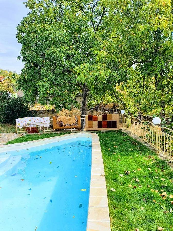Ferienhaus für 15 Personen, mit Balkon und Terrasse sowie Garten und Pool in Bulgarien - 4