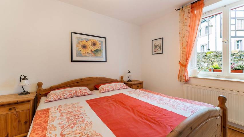 Ferienwohnung für 3 Personen, mit Whirlpool und Sauna sowie Garten in Hellenthal - 3