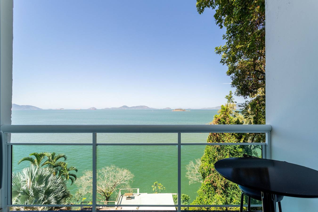 Entire apartment, Estúdio 6 - Vista Incrível em Espaço Aconchegante in Mangaratiba, Costa Verde (Rio de Janeiro)