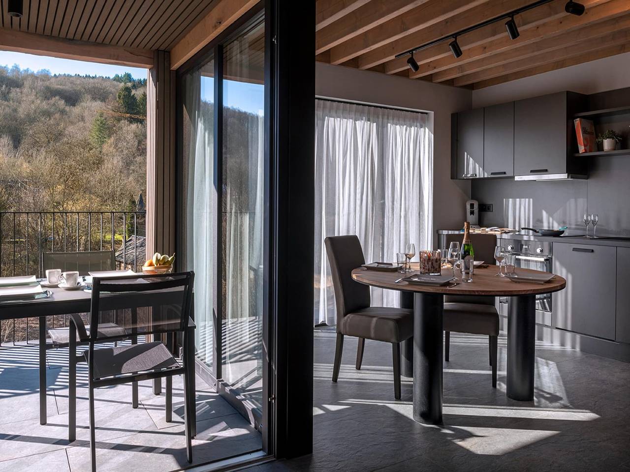 Villa in Ardennen nahe Durbuy und Wanderwegen in La Roche-en-Ardenne, Luxemburg Provinz