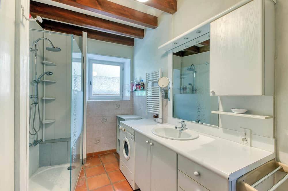 Gîte ”Chez Papi” Maison de campagne proche de l’Allier in Villeneuve-d'Allier, Haute-Loire