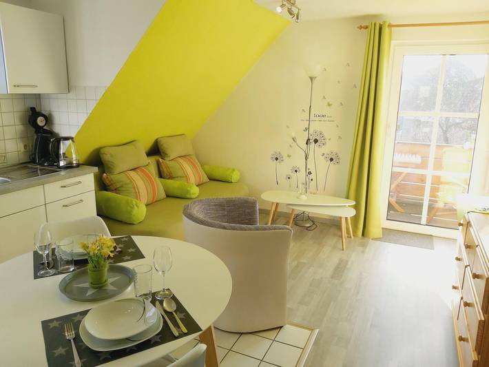 Ferienwohnung für 2 Personen, mit Ausblick und Balkon in Carolinensiel - 3