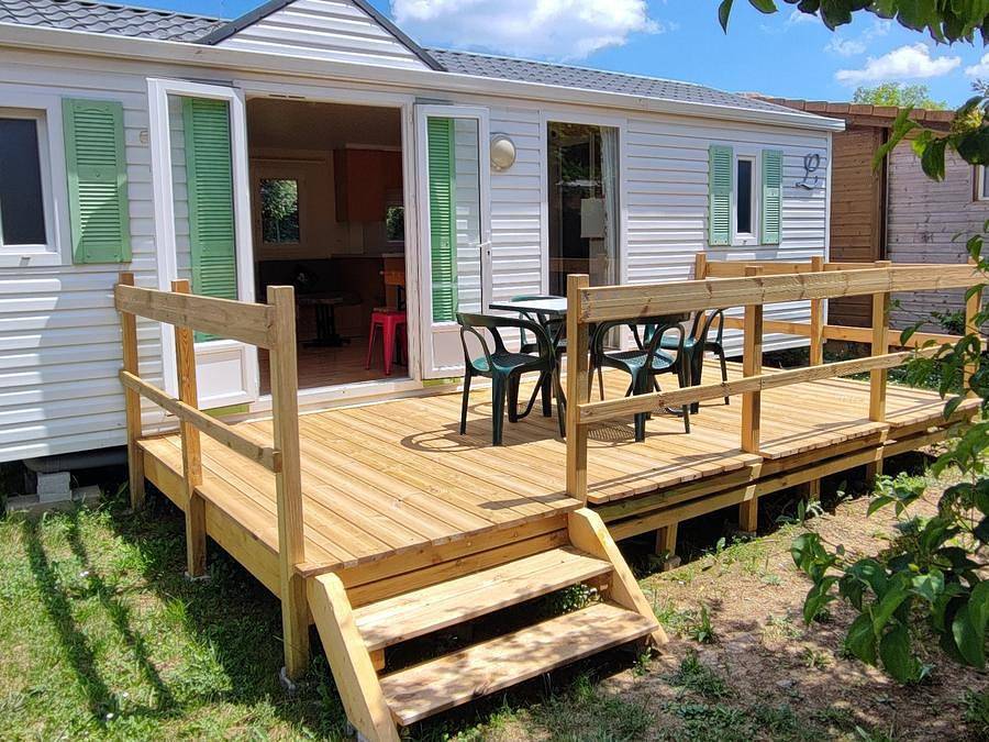 Camping Carrefour De L'Ardèche - Mobilhome 4 personnes - Mobil-home Louisiane - 2 chambres in Saint-Remèze, Privas
