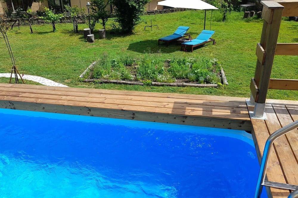 4 Bedroom Villa in Licciana Nardi in Licciana Nardi, Val di Magra