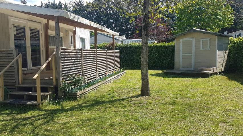 Location de vacances pour 6 personnes, avec piscine et jardin à Trogues - 3